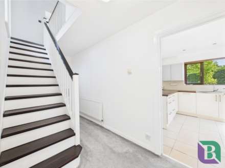 Brearley Avenue, Oldbrook, Image 8