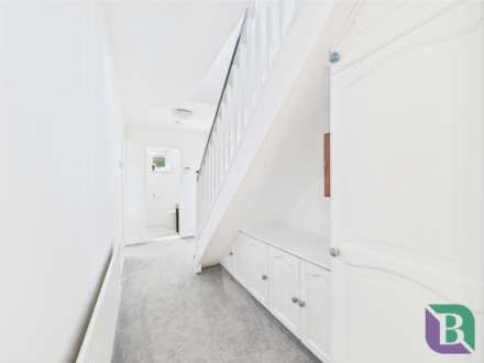 Brearley Avenue, Oldbrook, Image 9