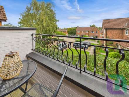 Eleanor Walk, Woburn, Image 11