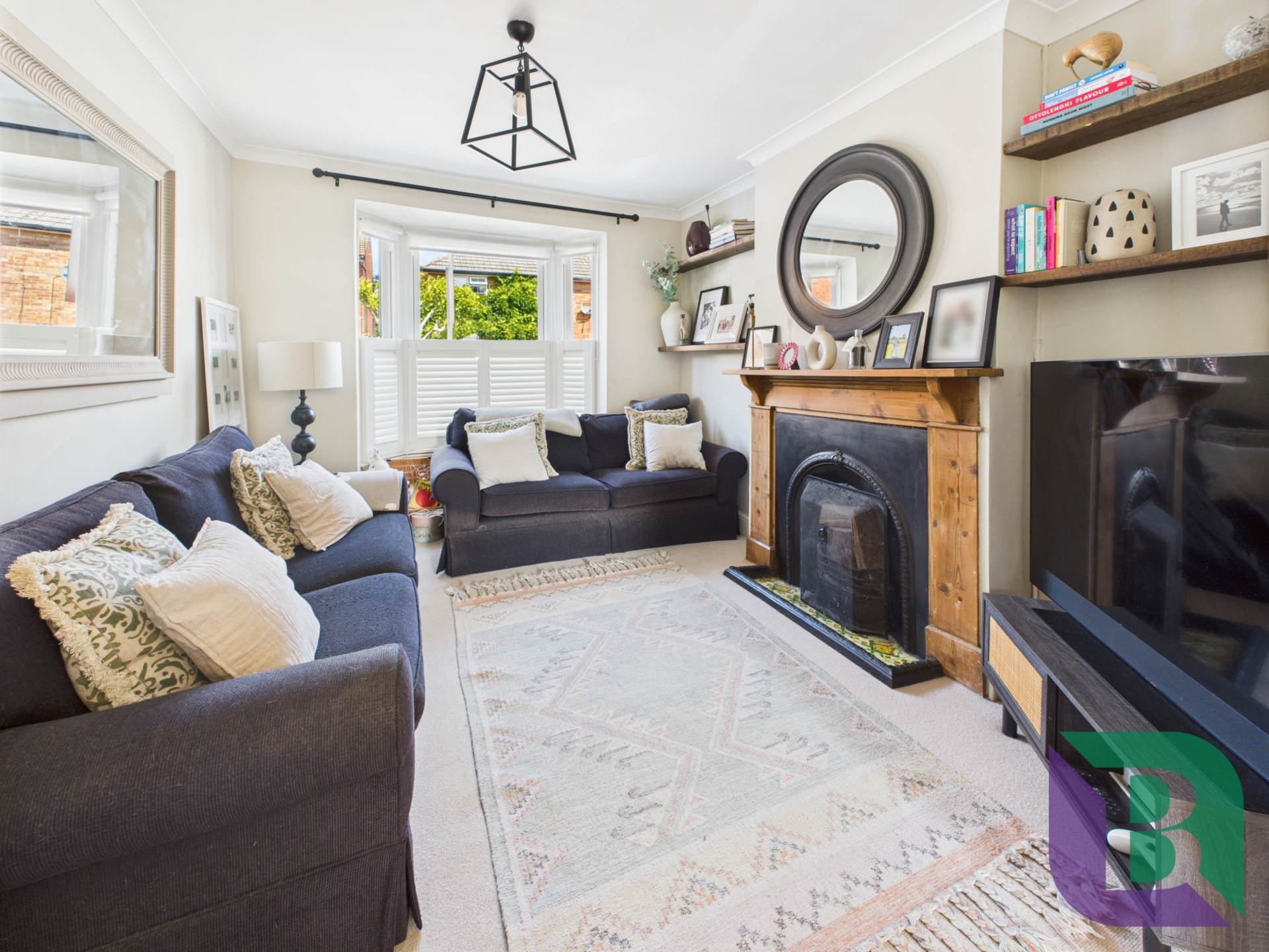 Vicarage Street, Woburn Sands, Image 2