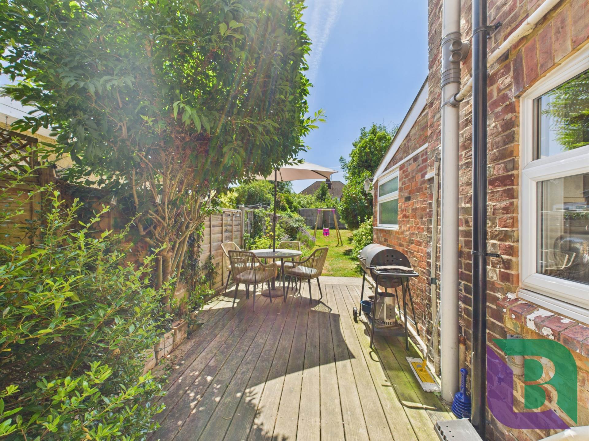 Vicarage Street, Woburn Sands, Image 20