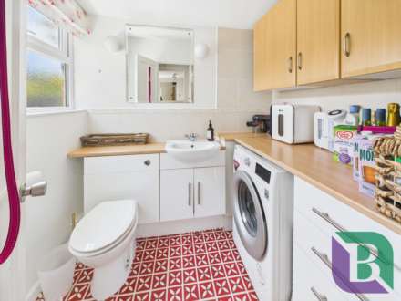 Vicarage Street, Woburn Sands, Image 9