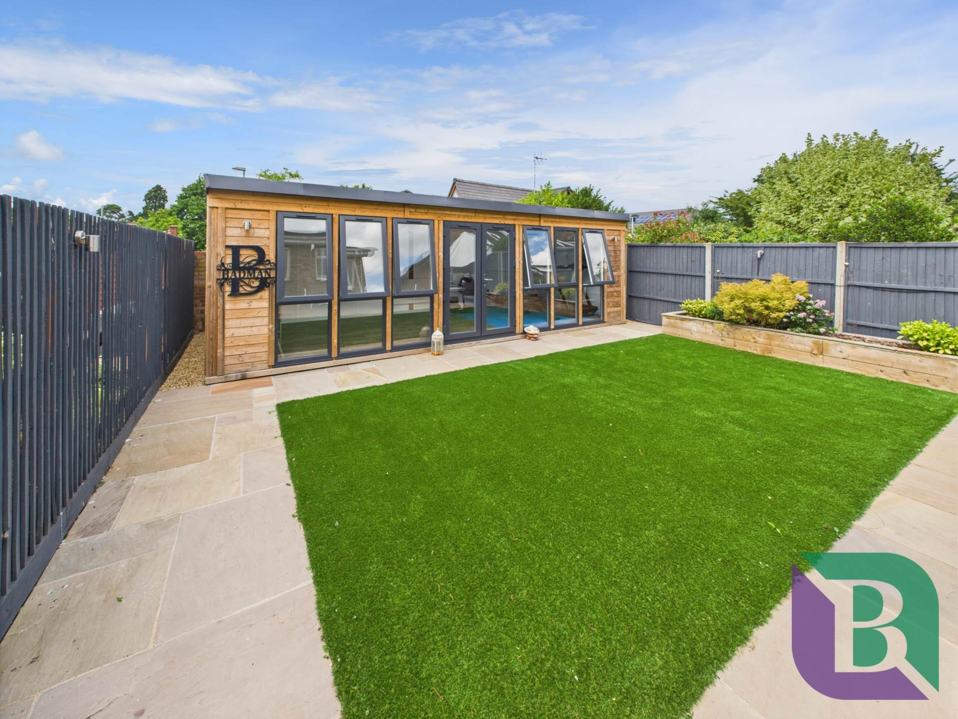 Vicarage Street, Woburn Sands, Image 14