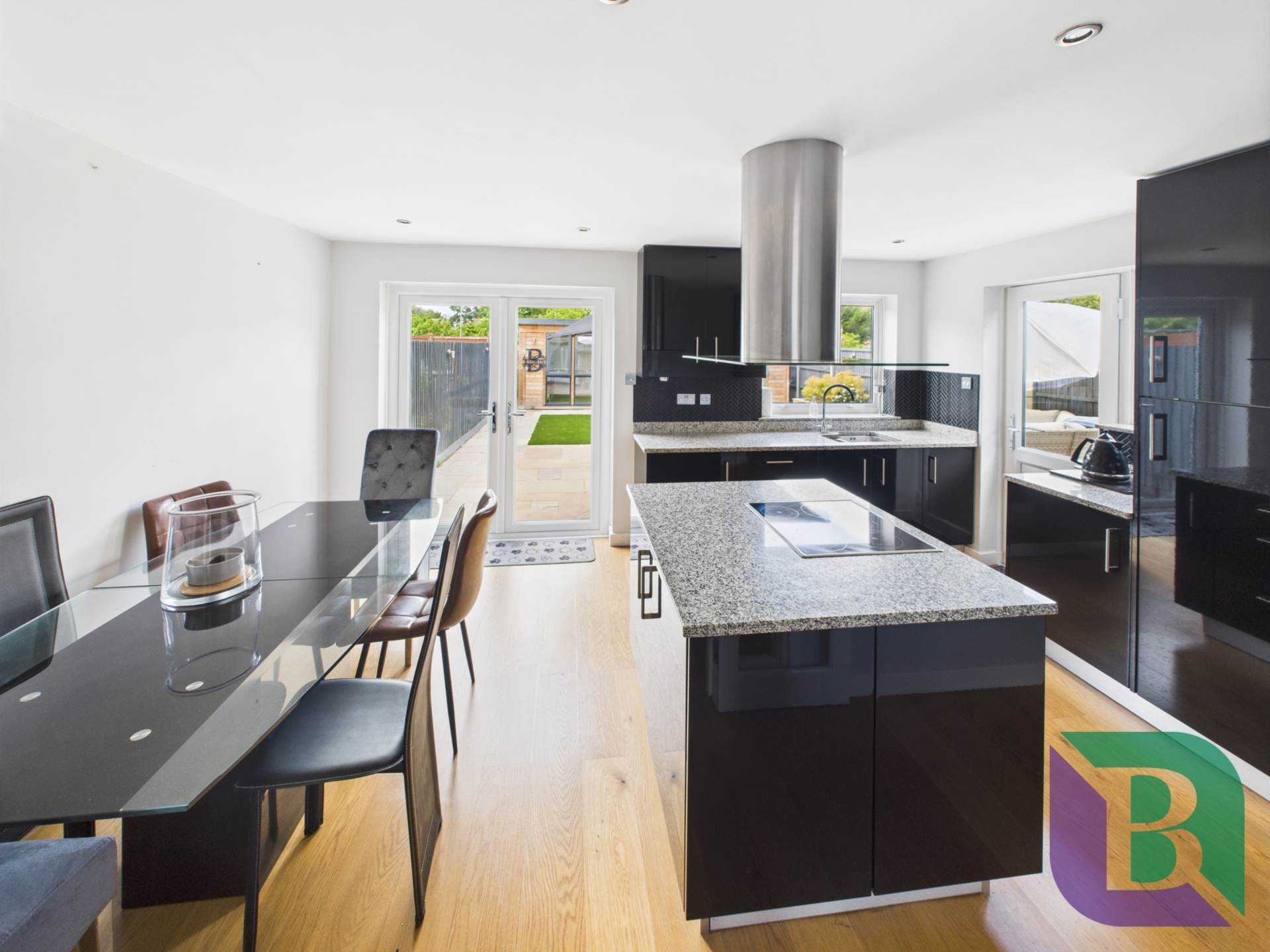 Vicarage Street, Woburn Sands, Image 7