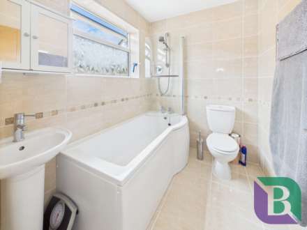 Vicarage Street, Woburn Sands, Image 13