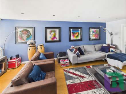 Vicarage Street, Woburn Sands, Image 2