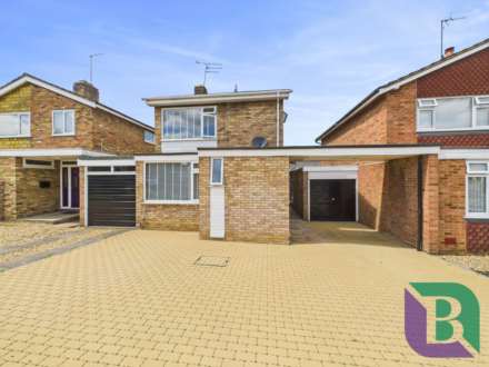 Vicarage Street, Woburn Sands, Image 20