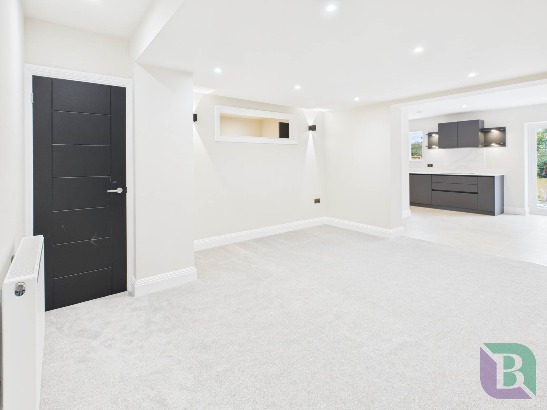 High Street, Woburn Sands, Image 2