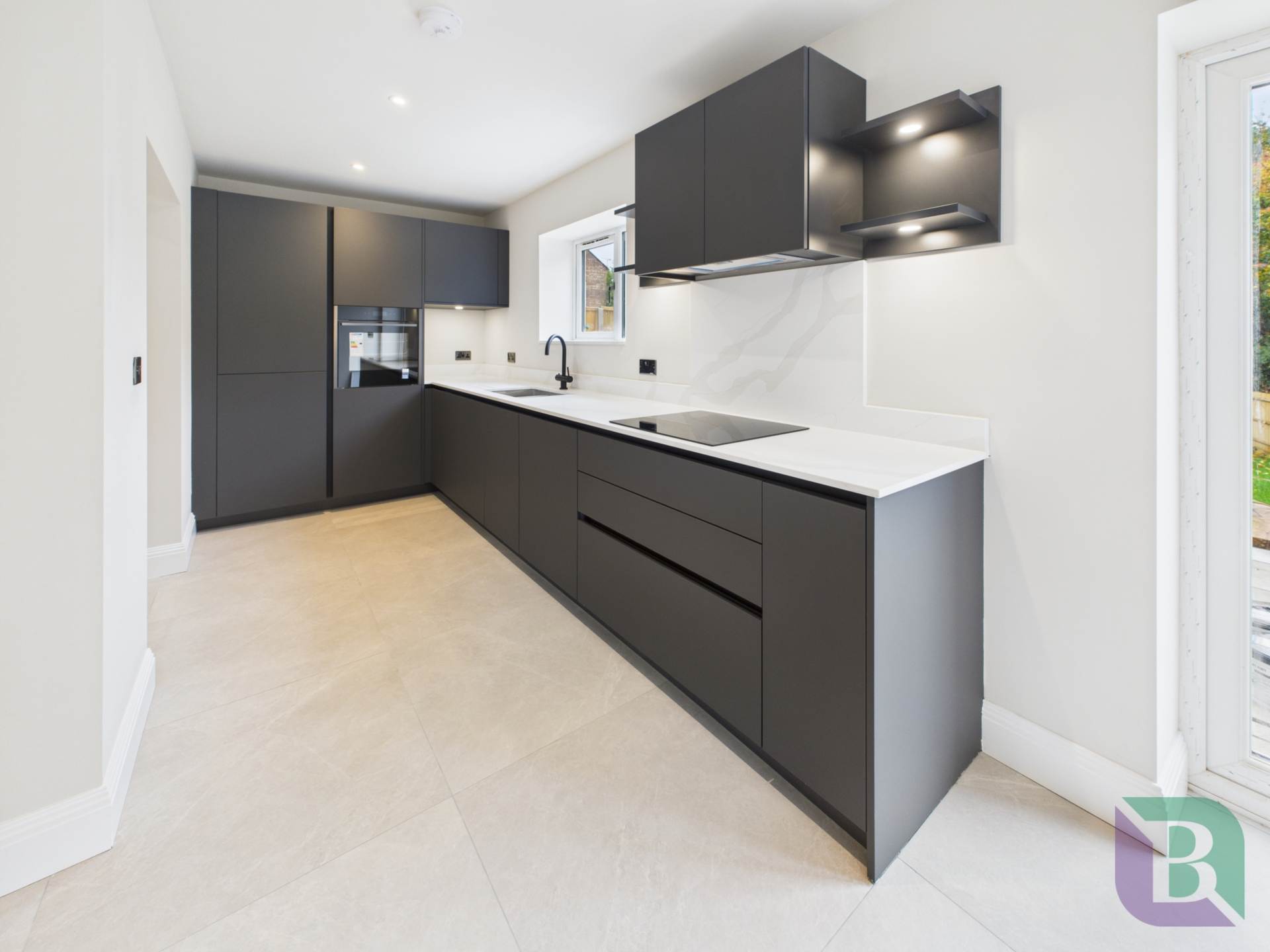 High Street, Woburn Sands, Image 6