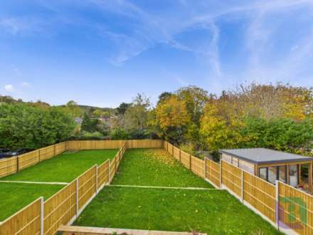 High Street, Woburn Sands, Image 9