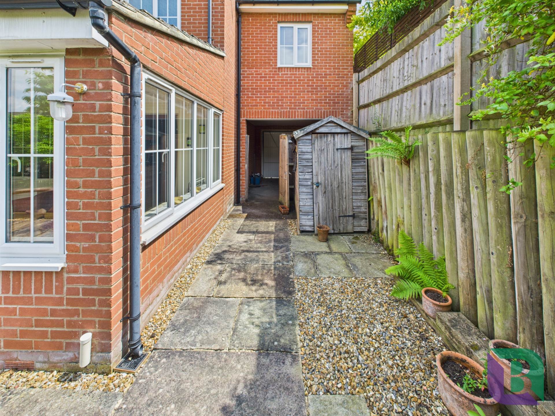 Badgers Holt, Milton Keynes, Image 9