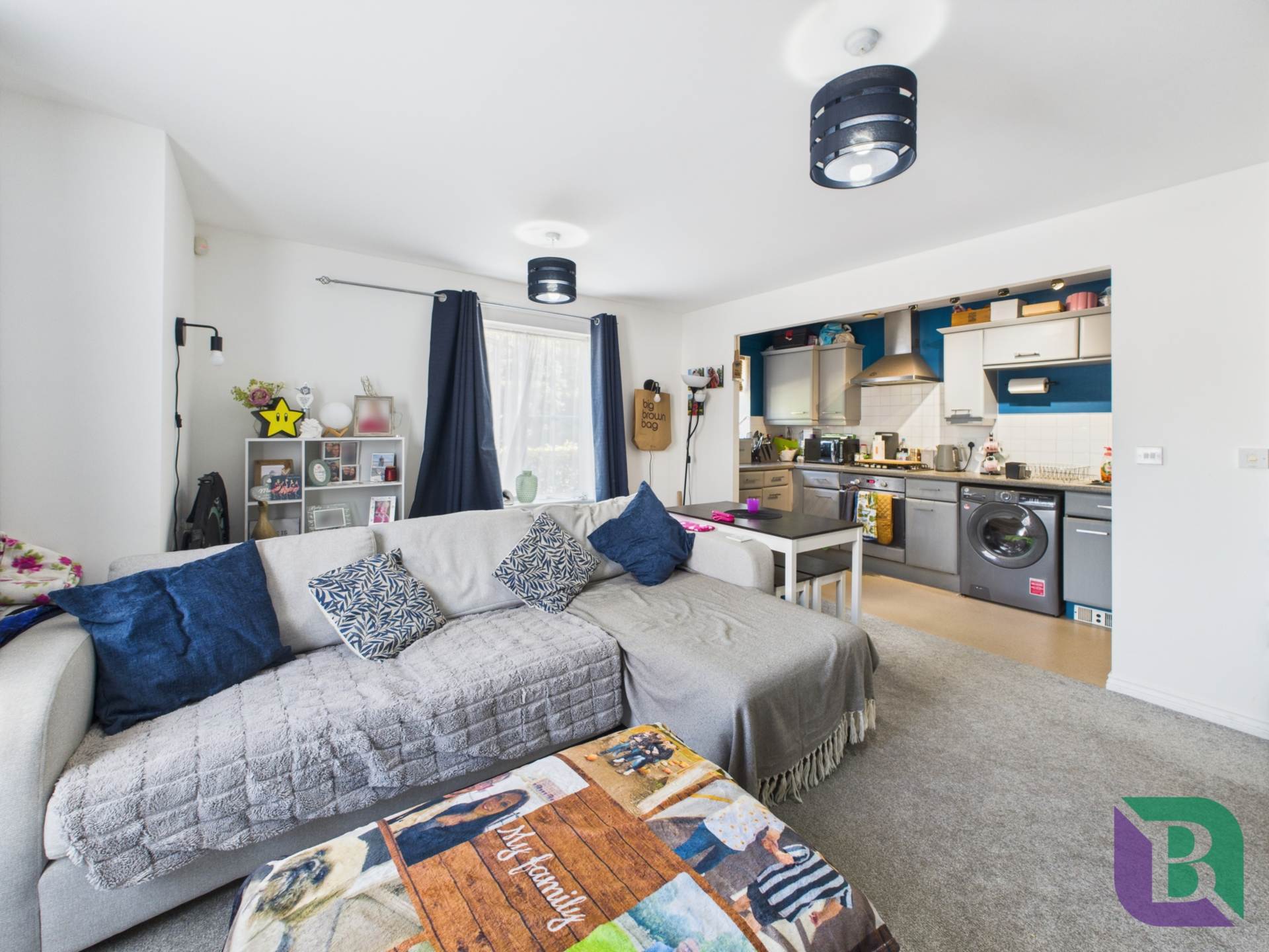 Cable Crescent, Woburn Sands, Image 2