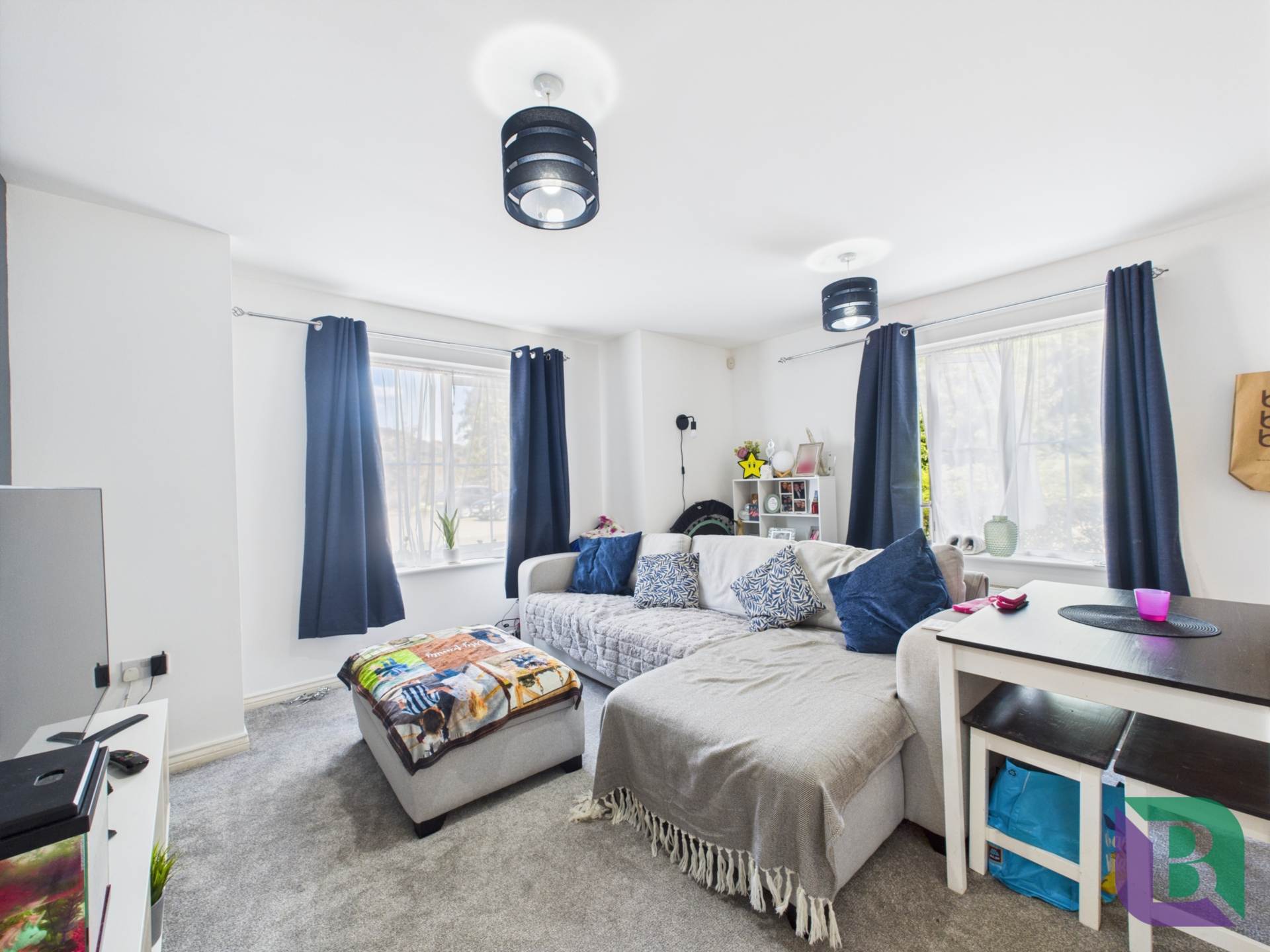 Cable Crescent, Woburn Sands, Image 3