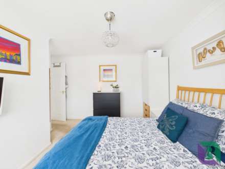 Elm Grove, Woburn Sands, Image 13