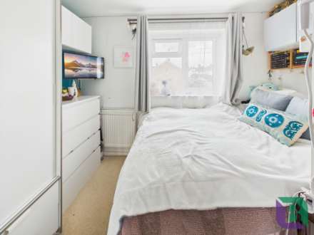 Elm Grove, Woburn Sands, Image 16