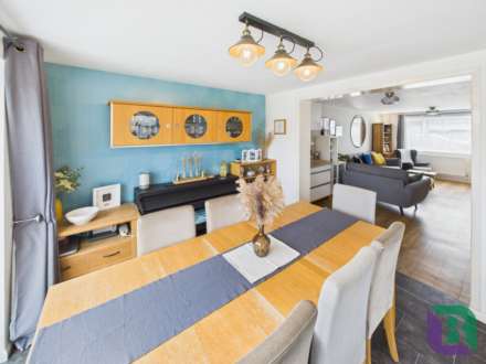 Elm Grove, Woburn Sands, Image 9