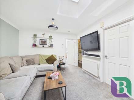 Newport Road, Woburn Sands, Image 14