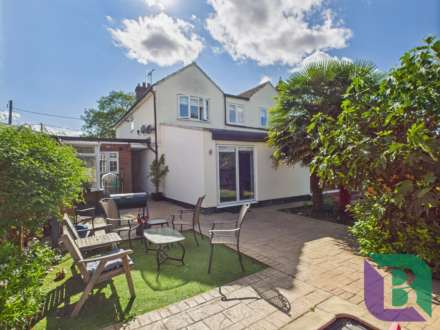 Newport Road, Woburn Sands, Image 25