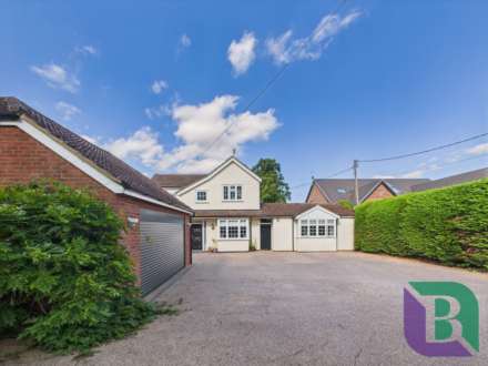 Newport Road, Woburn Sands, Image 32
