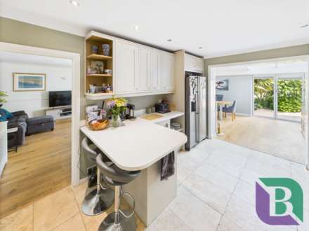Newport Road, Woburn Sands, Image 9