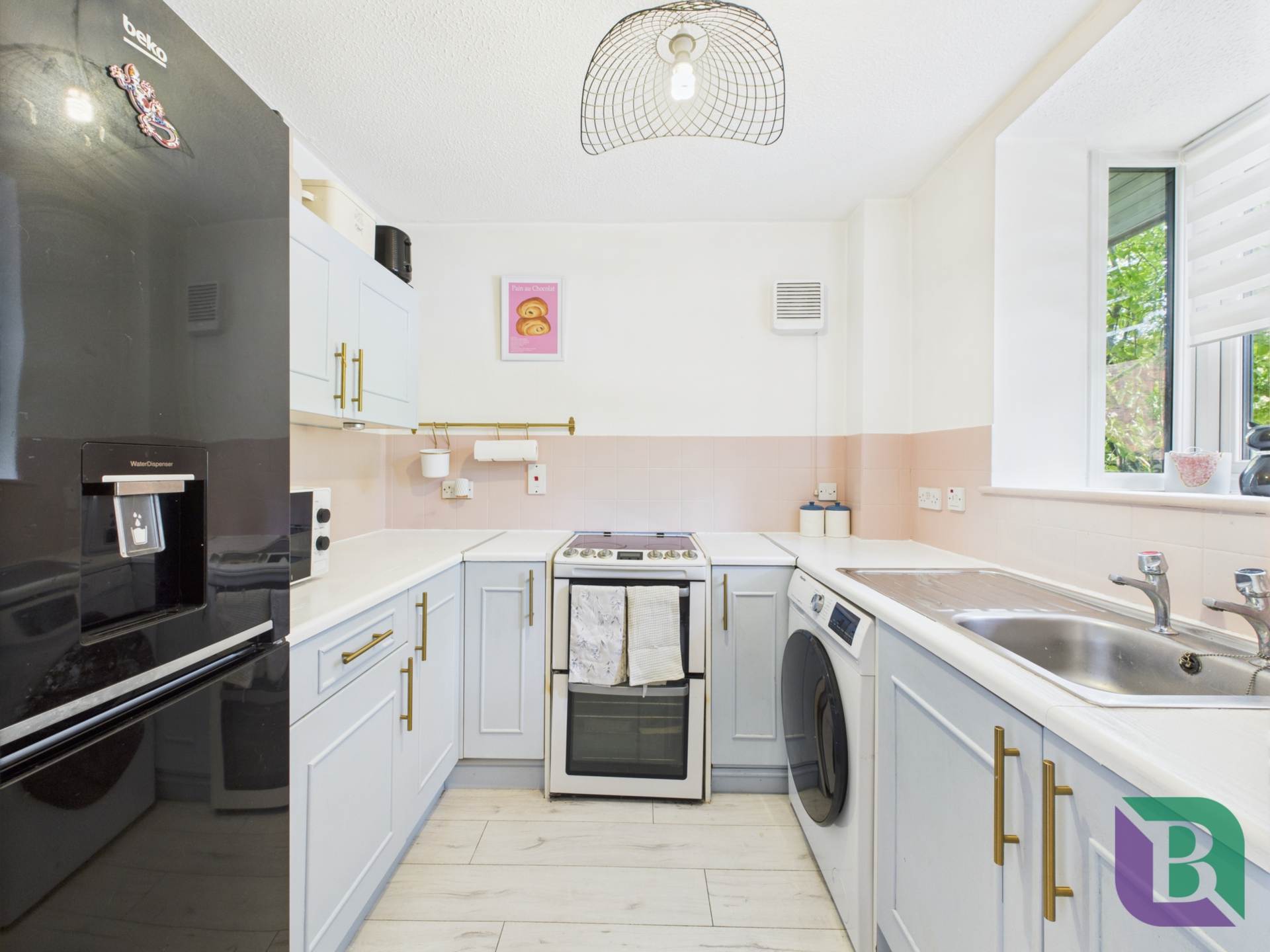Upton Grove, Shenley Lodge, Image 6