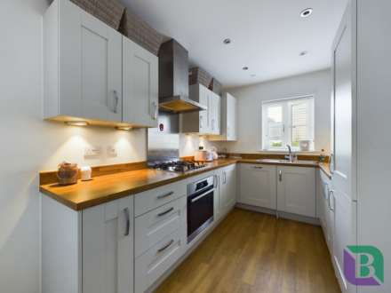 Blackhorse Drive, Old Stratford, Image 7