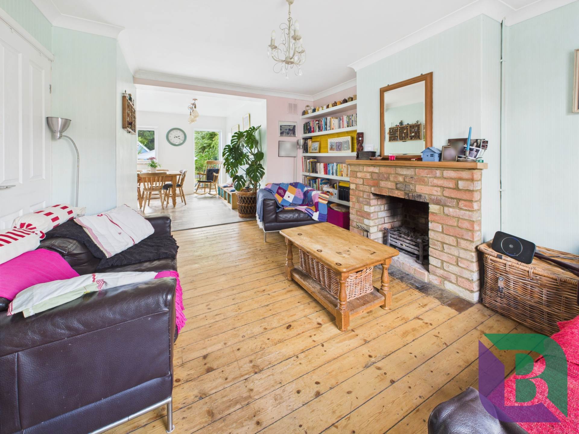 Wood Street, Woburn Sands, Image 3