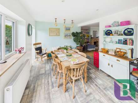 Wood Street, Woburn Sands, Image 13