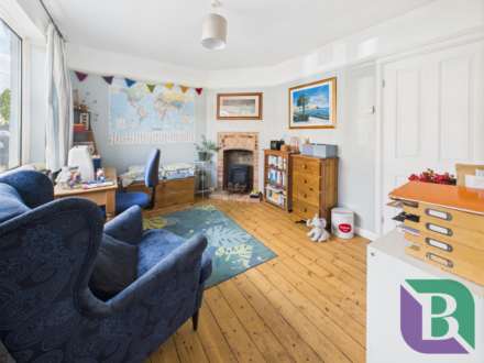 Wood Street, Woburn Sands, Image 2