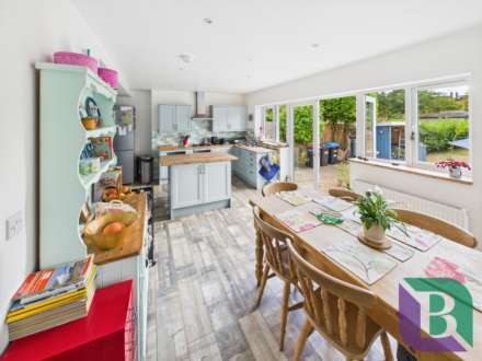 Wood Street, Woburn Sands, Image 7