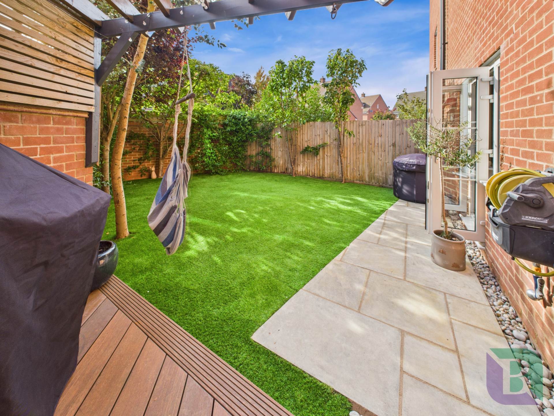 Summerlin Drive, Milton Keynes, Image 16