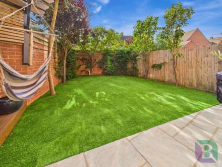 Summerlin Drive, Milton Keynes, Image 15