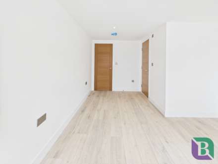 High Street, Woburn Sands, Image 9