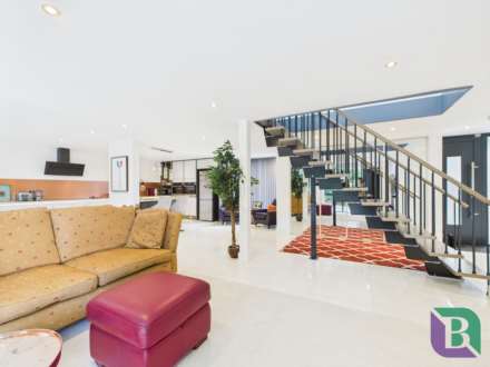 Church Road, Aspley Heath, Image 2