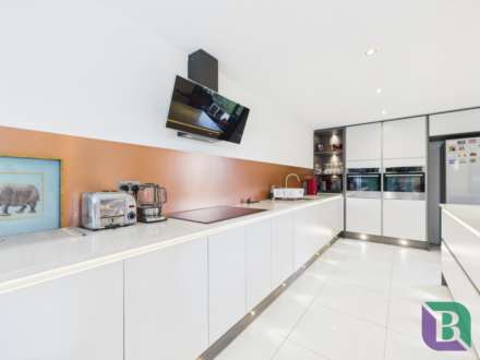 Church Road, Aspley Heath, Image 4
