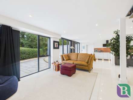 Church Road, Aspley Heath, Image 8