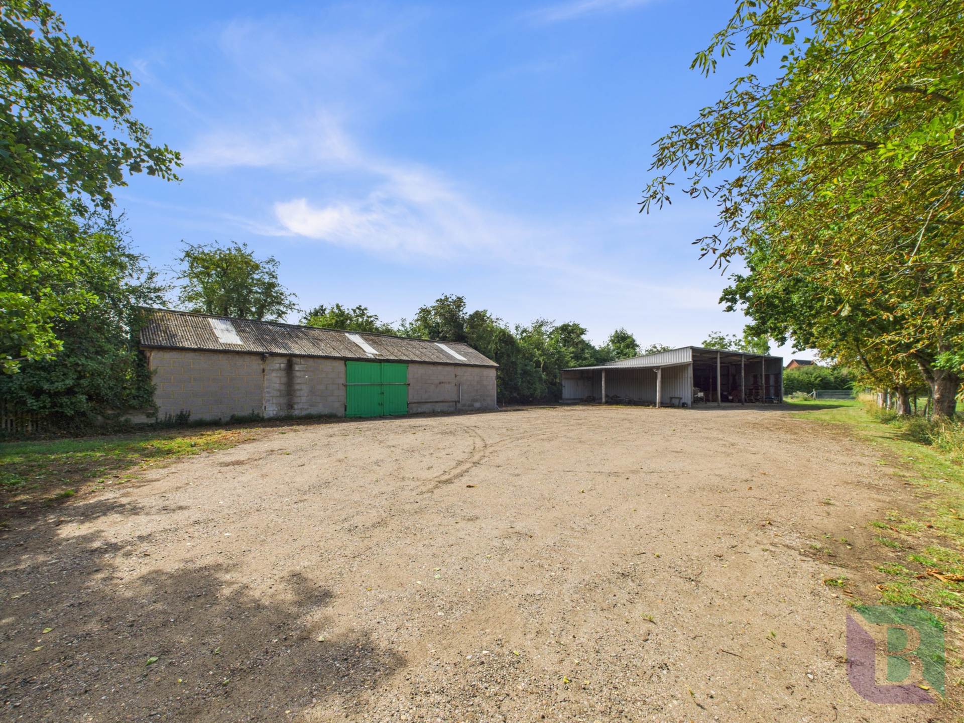 Salford Road, Milton Keynes, Image 4