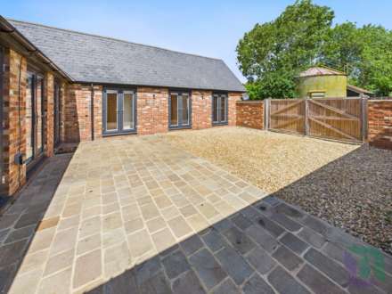 Bourne End Road, Bedford, Image 7