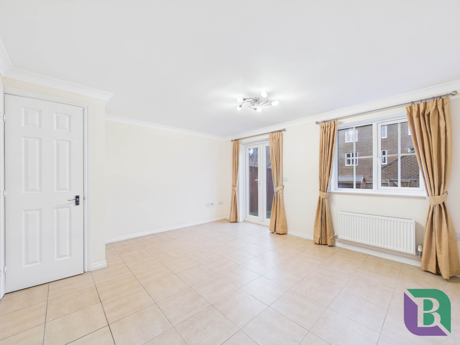 Firemans Run, Woburn Sands, Image 2