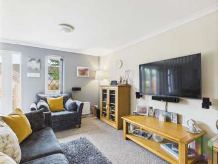 Chepstow Drive, Bletchley, Image 4