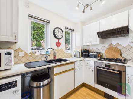 Chepstow Drive, Bletchley, Image 8