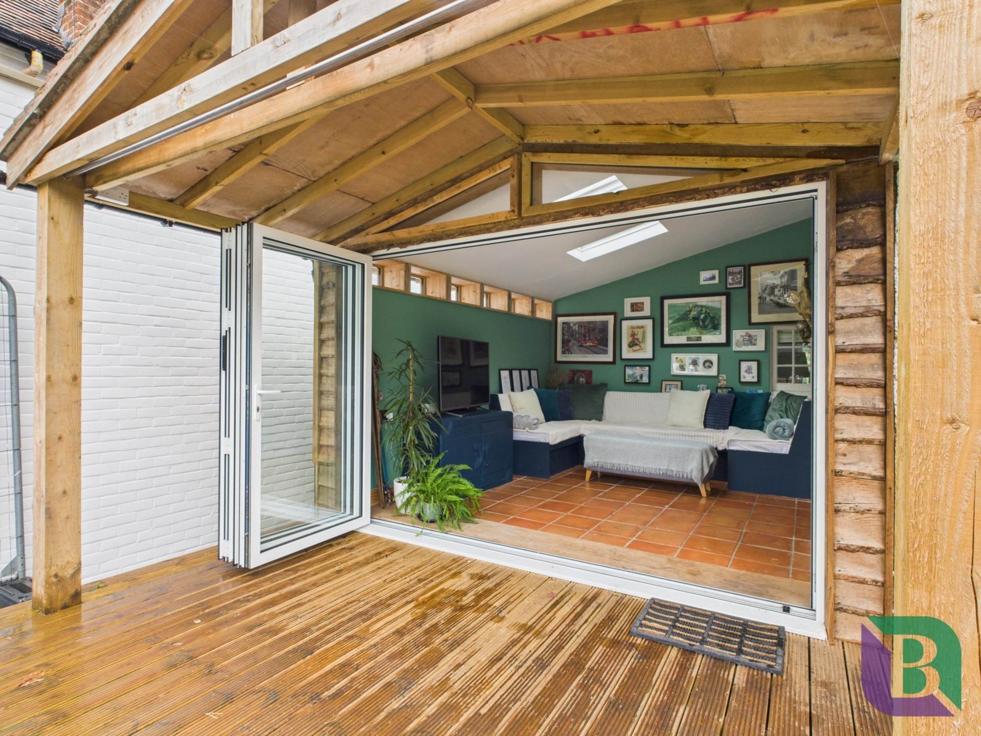 Church Road, Aspley Heath, Image 28