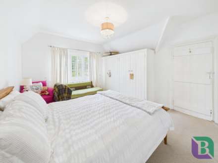 Church Road, Aspley Heath, Image 17