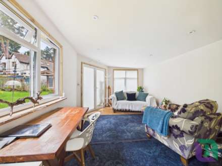 Church Road, Aspley Heath, Image 25