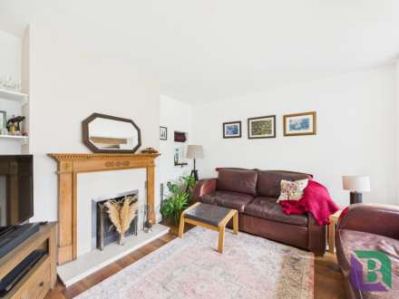 Church Road, Aspley Heath, Image 5