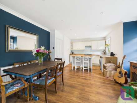 Church Road, Aspley Heath, Image 9