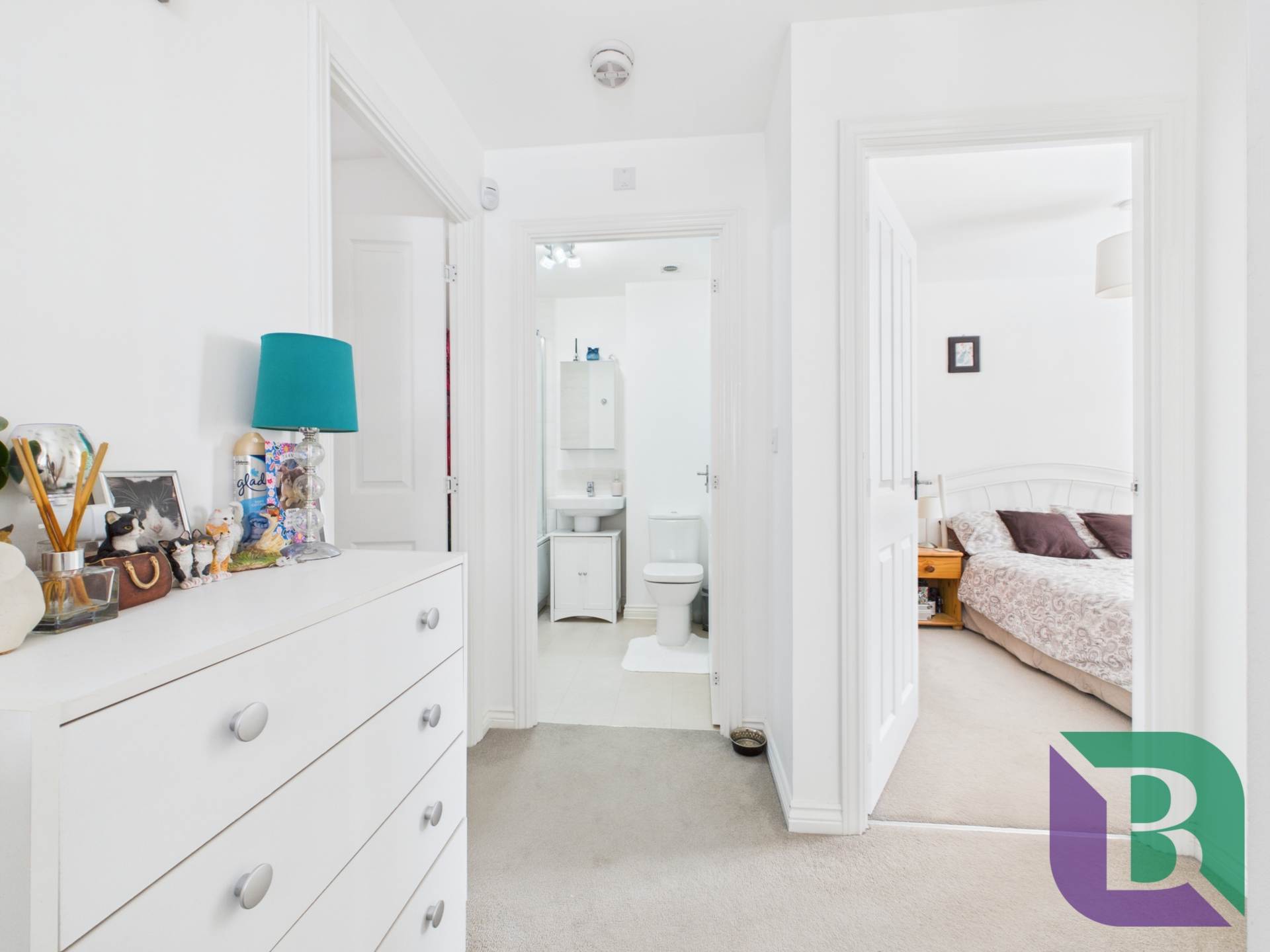 Drayhorse Crescent, Woburn Sands, Image 13