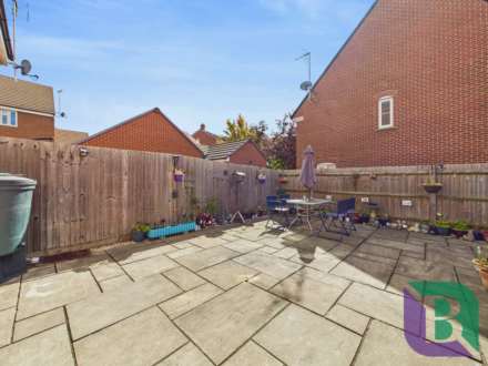 Drayhorse Crescent, Woburn Sands, Image 11