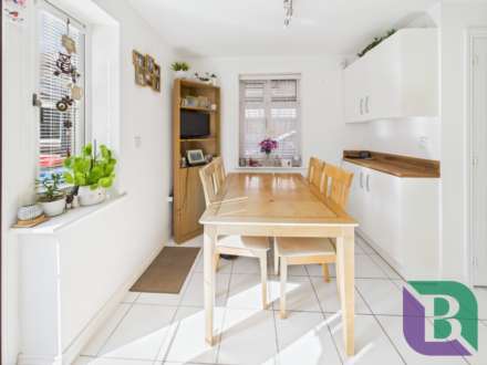 Drayhorse Crescent, Woburn Sands, Image 15