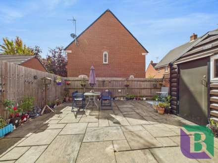 Drayhorse Crescent, Woburn Sands, Image 20